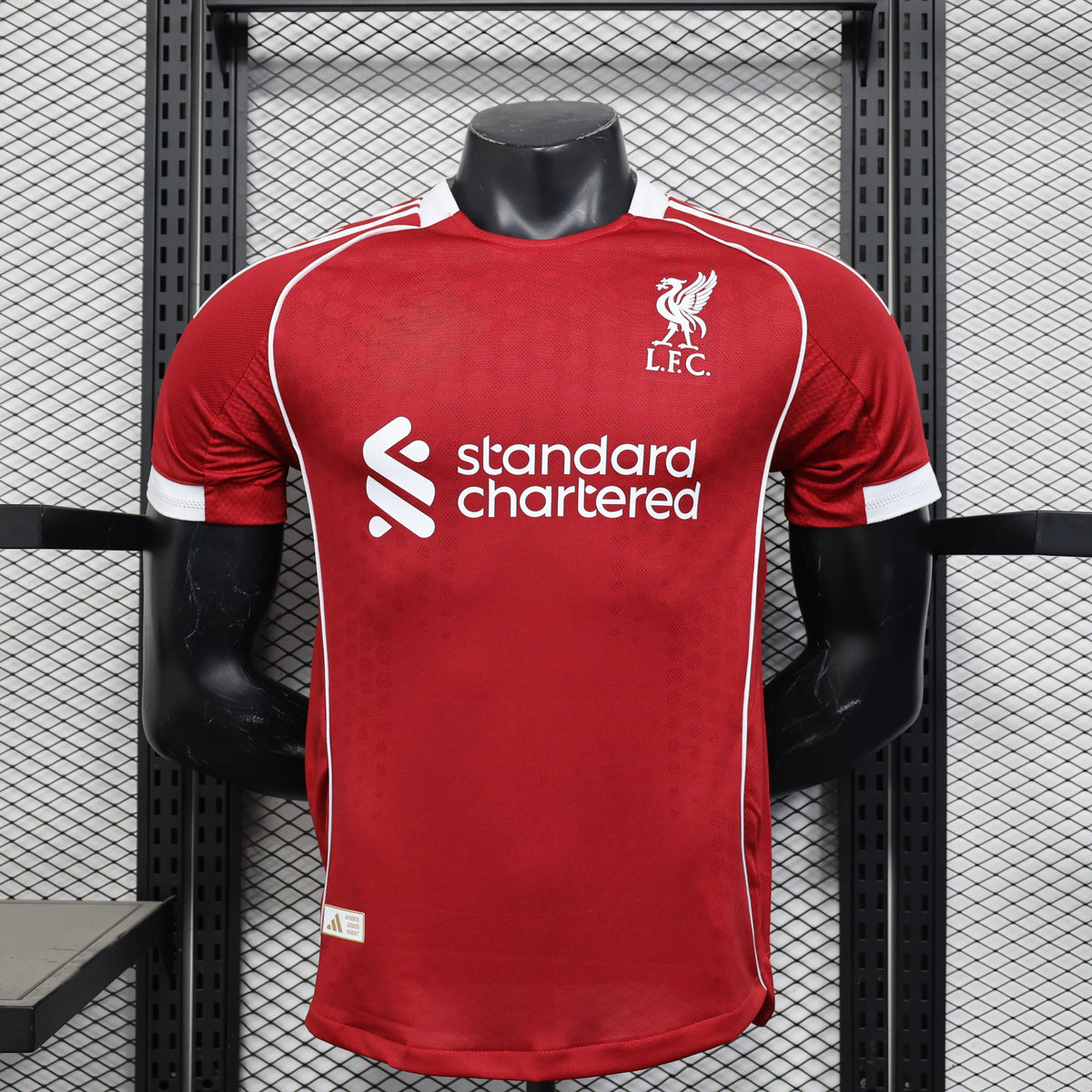 Liverpool Hemma 25/26